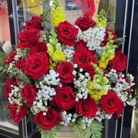 Cách Chăm Sóc Hoa Tươi Tại Nhà – Vì Sao Nên Chọn Shop Hoa Tươi Mỹ Linh