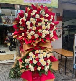 Hoa khai trương 13 Hoa đỏ trắng